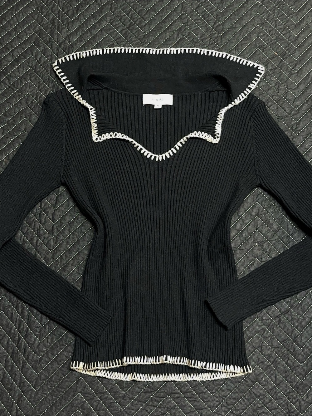 Black Ribbed Long-Sleeve Sweater with White Trim